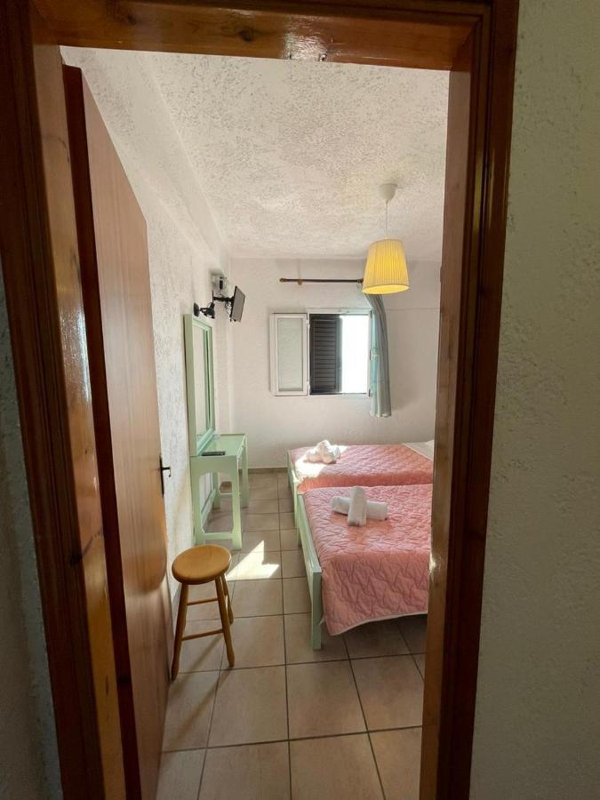 Yannis Apartments Barbati Luaran gambar