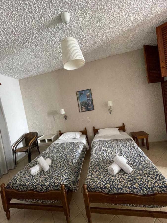 Yannis Apartments Barbati Luaran gambar