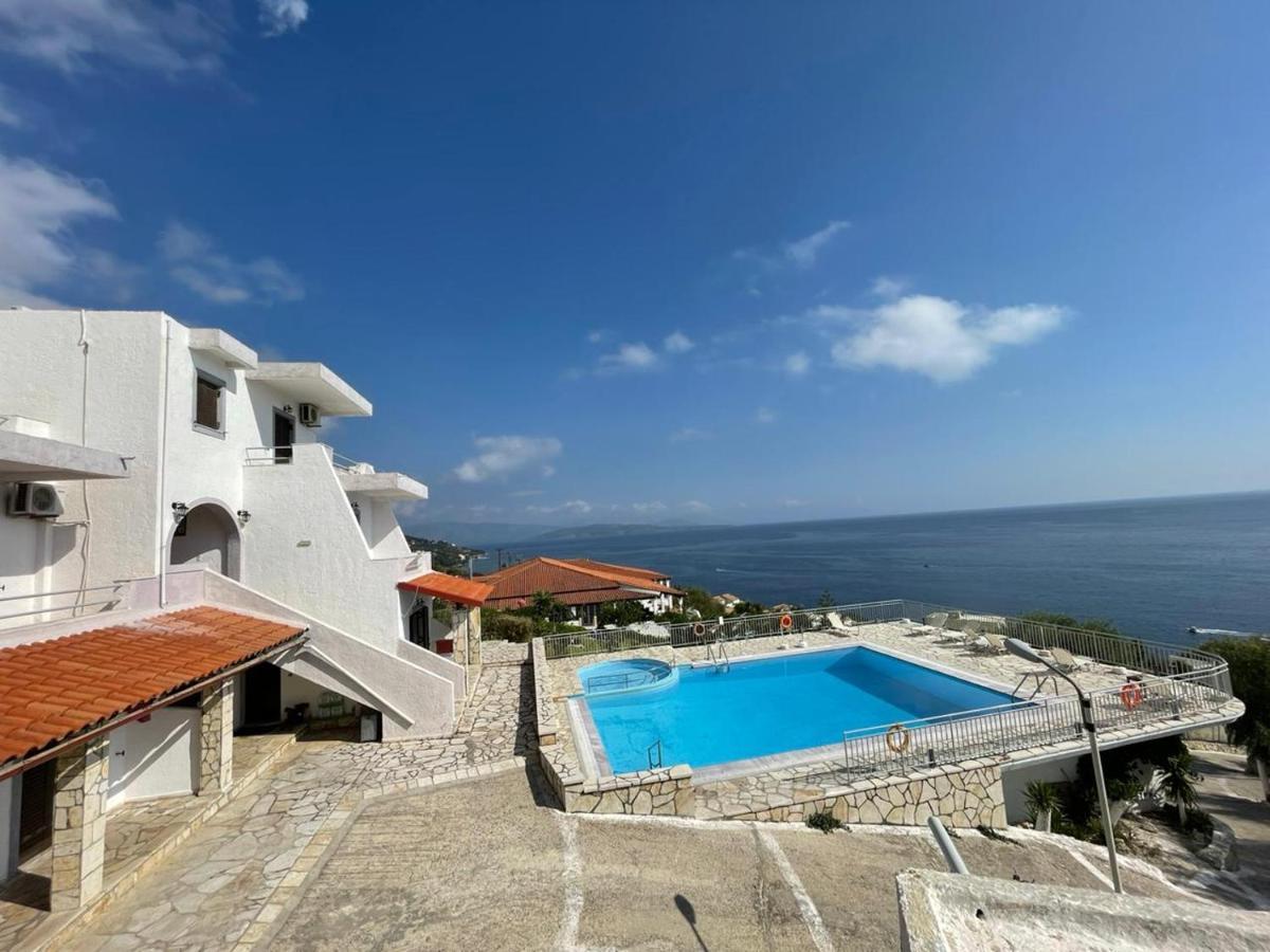 Yannis Apartments Barbati Luaran gambar
