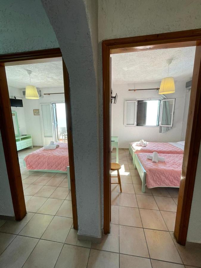 Yannis Apartments Barbati Luaran gambar
